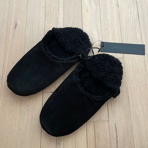 Jenni Kayne Black Shearling Slippers Medium (size 7.5 - 8) NWT